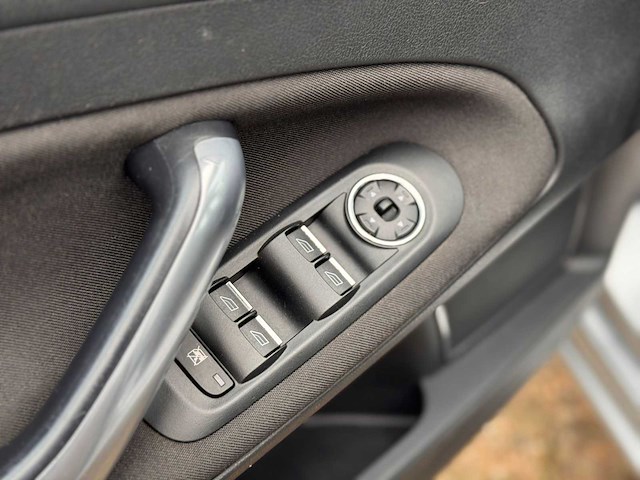 Ford - mondeo wagon - 2.0-16v titanium, 94-jld-9 - afbeelding 9 van  21