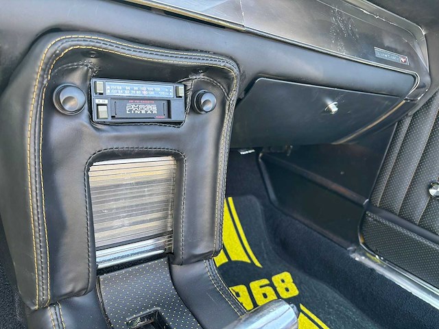 Ford - mustang - 302 v8 - automaat - oldtimer 1968 - afbeelding 11 van  45