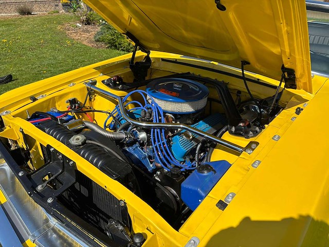 Ford - mustang - 302 v8 - automaat - oldtimer 1968 - afbeelding 37 van  45