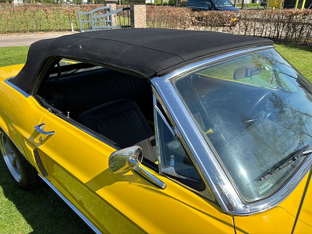 Ford - mustang - 302 v8 - automaat - oldtimer 1968 - afbeelding 36 van  45