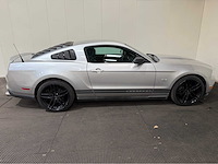 Ford - mustang - 4.0 v6 - personenauto - 2010 - afbeelding 38 van  38