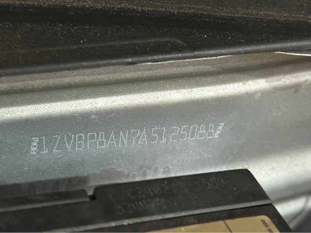 Ford - mustang - 4.0 v6 - personenauto - 2010 - afbeelding 4 van  13