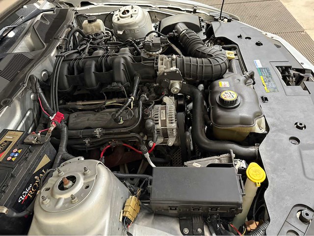 Ford - mustang - 4.0 v6 - personenauto - 2010 - afbeelding 8 van  18