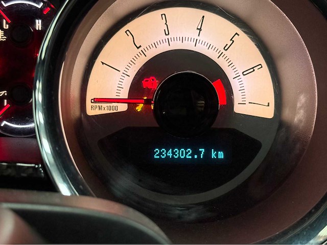 Ford - mustang - 4.0 v6 - personenauto - 2010 - afbeelding 12 van  18