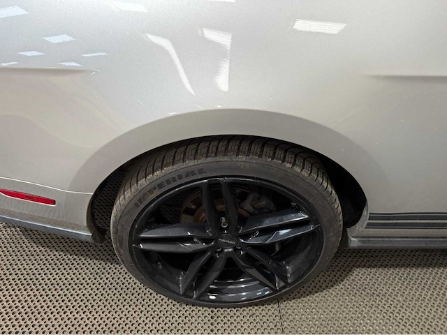 Ford - mustang - 4.0 v6 - personenauto - 2010 - afbeelding 17 van  18