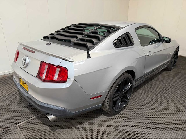 Ford - mustang - 4.0 v6 - personenauto - 2010 - afbeelding 34 van  38