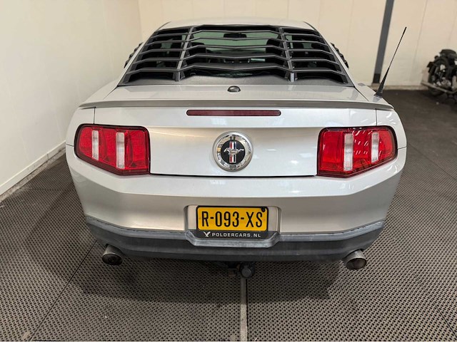 Ford - mustang - 4.0 v6 - personenauto - 2010 - afbeelding 9 van  38