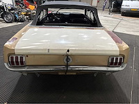 Ford - mustang - cabriolet - oldtimer - 1965 - afbeelding 13 van  37
