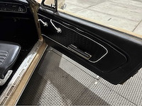 Ford - mustang - cabriolet - oldtimer - 1965 - afbeelding 15 van  37