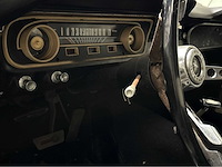Ford - mustang - cabriolet - oldtimer - 1965 - afbeelding 7 van  37