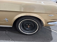 Ford - mustang - cabriolet - oldtimer - 1965 - afbeelding 28 van  37