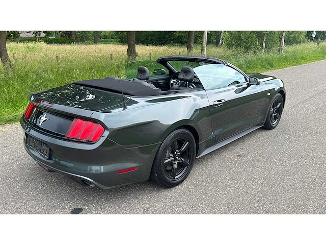 Ford - mustang - cabriolet - v6 - 2016 - j-890-gh - personenauto - afbeelding 10 van  17