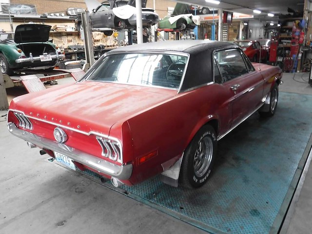 Ford - mustang - oldtimer - afbeelding 4 van  81