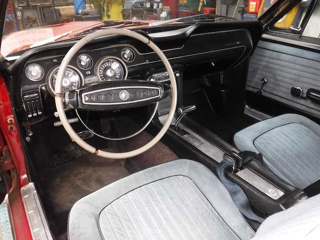 Ford - mustang - oldtimer - afbeelding 33 van  81