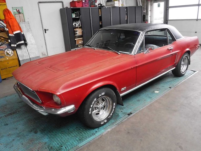 Ford - mustang - oldtimer - afbeelding 34 van  81
