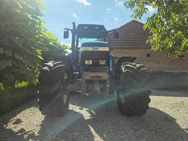 Ford - new holland 8670 genesis - 1996 - vierwielaangedreven landbouwtractor - afbeelding 16 van  26