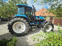 Ford - new holland 8670 genesis - 1996 - vierwielaangedreven landbouwtractor - afbeelding 23 van  26
