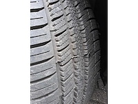 Ford - personenauto - afbeelding 11 van  19
