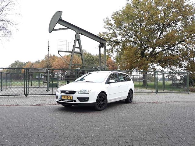 Ford - personenauto - afbeelding 1 van  19