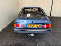 Ford - sierra - oldtimer - 1986 - afbeelding 2 van  31