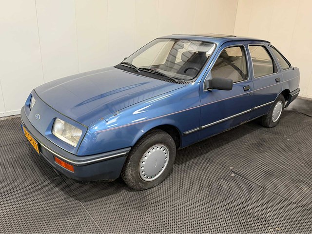 Ford - sierra - oldtimer - 1986 - afbeelding 1 van  31