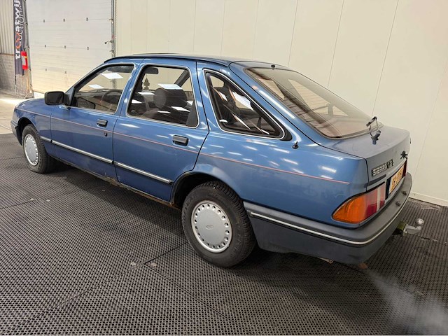 Ford - sierra - oldtimer - 1986 - afbeelding 27 van  31