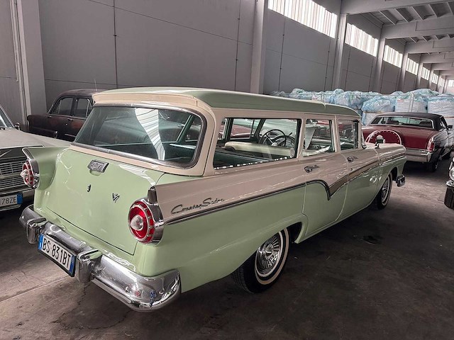 Ford - station - country sedan - oldtimer - afbeelding 13 van  15