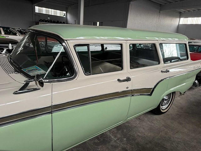 Ford - station - country sedan - oldtimer - afbeelding 10 van  15