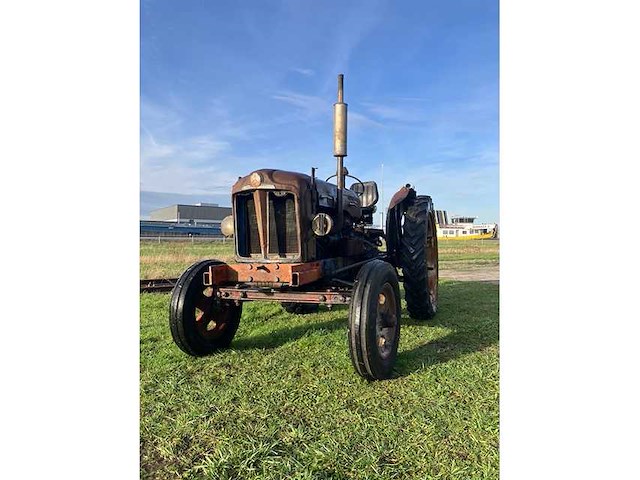 Ford - super major - oldtimer tractor - afbeelding 5 van  10
