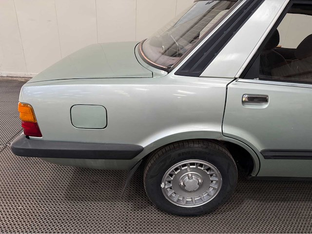 Ford - taunus - 2.0 gl - oldtimer - 1981 - afbeelding 13 van  23