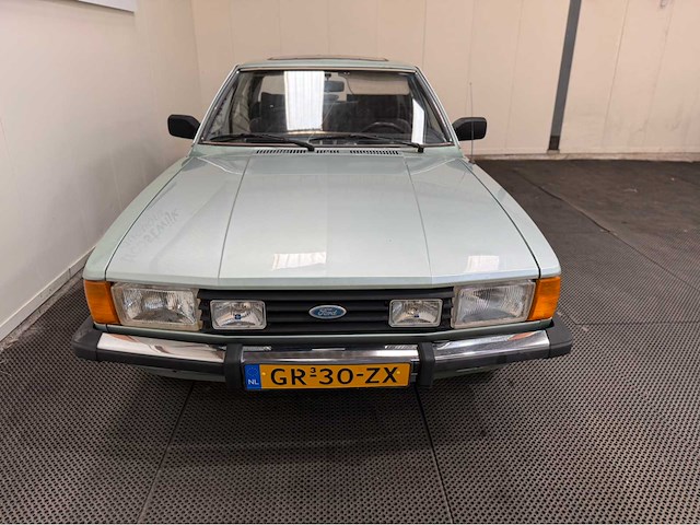 Ford - taunus - 2.0 gl - oldtimer - 1981 - afbeelding 22 van  23