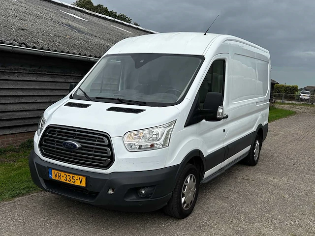 Ford - transit - 310 2.2 tdci l2h2 tr - 2015 - van - afbeelding 1 van  15