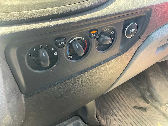 Ford - transit - 350 2.0 tdci l2h2 tr - bedrijfswagen - afbeelding 6 van  24