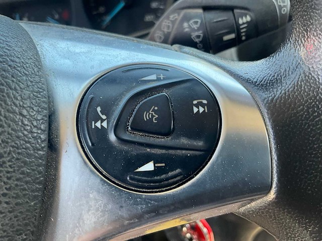 Ford - transit - 350 2.0 tdci l2h2 tr - bedrijfswagen - afbeelding 15 van  25