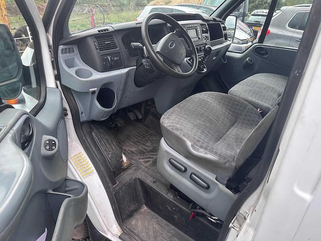 Ford - transit - 350l 2.4 tdci bakwagen met laadklep- v-106-jx - afbeelding 11 van  12