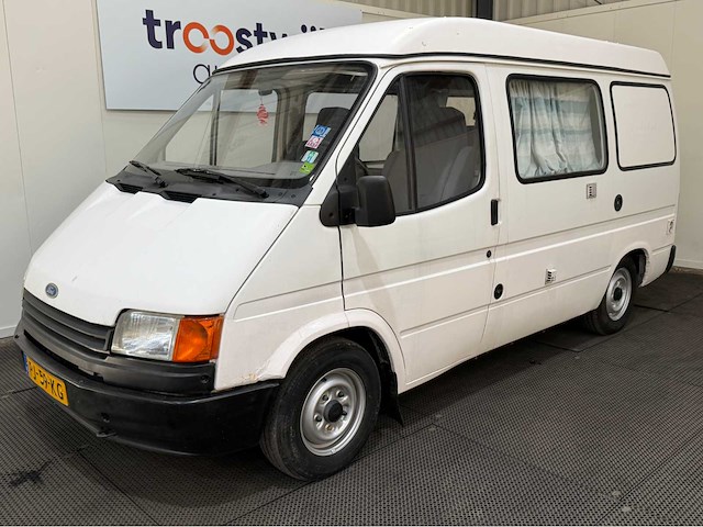 Ford - transit - camper - oldtimer - 1986 - afbeelding 7 van  9