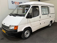 Ford - transit - camper - oldtimer - 1986 - afbeelding 7 van  9