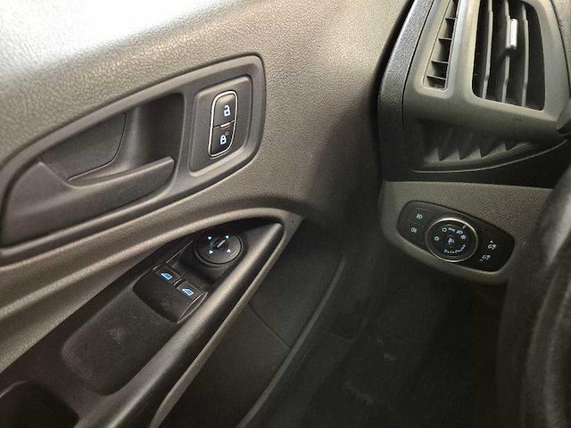 Ford - transit connect - 1.5 ecoblue l2 trend - van - afbeelding 2 van  15