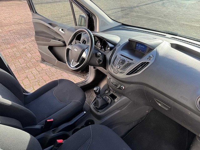 Ford - transit courier - 1.5 tdci trend - van - afbeelding 10 van  11