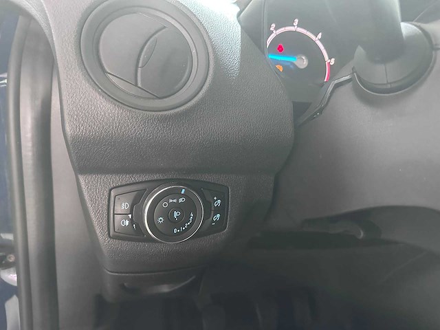 Ford - transit courier - 1.5 tdci trend s&s - v-130-hs - afbeelding 4 van  19