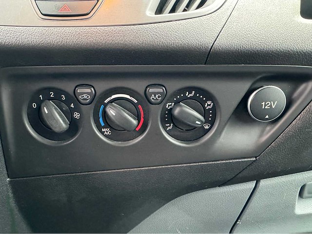 Ford - transit custom - 2.0 tdci trendline automaat - bedrijfswagen - afbeelding 13 van  27