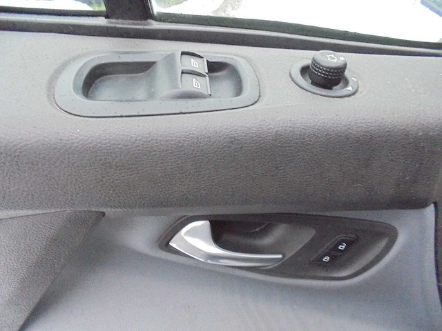 Ford - transit custom - 270 2.2 tdci l1h1 am - vdp-53-p - afbeelding 2 van  16