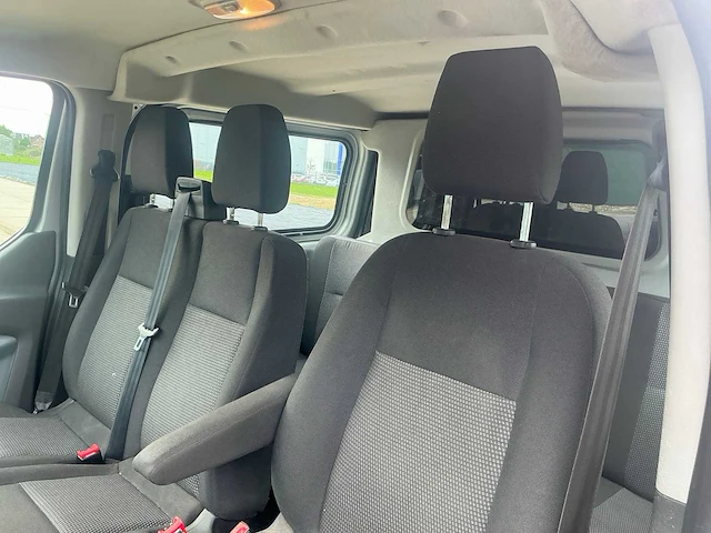 Ford - transit custom - 270 2.2 tdci l1h1adc - bedrijfswagen - afbeelding 10 van  26