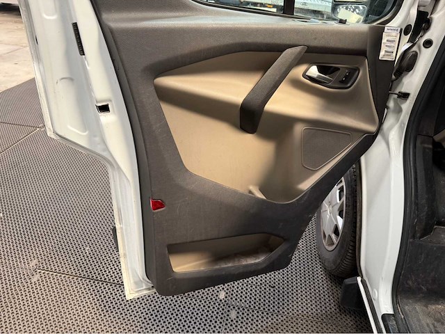 Ford - transit custom - 270 2.2 tdci l1h1tdc - dubbel cabine - bedrijfswagen - 2015 - afbeelding 13 van  17