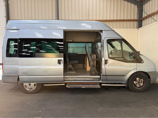 Ford - transit/tourneo - 8 persoons - camper - 2008 - afbeelding 43 van  45