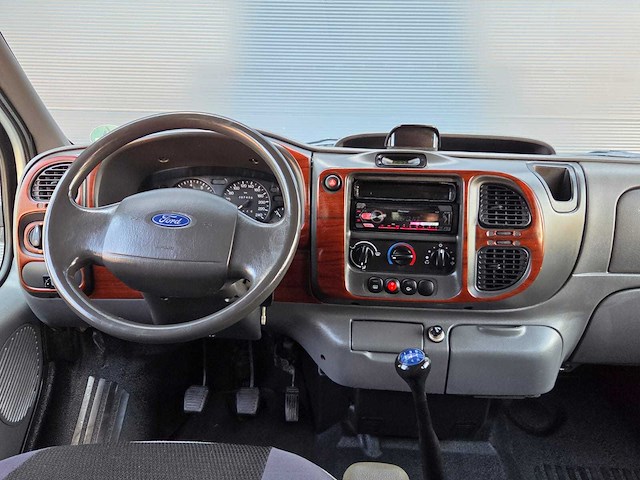 Ford - transit/tourneo - benzine/lpg - dak ventilator - 2002 - camper - afbeelding 4 van  31