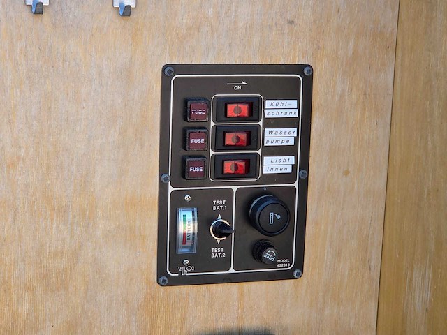 Ford - transit/tourneo - benzine/lpg - dak ventilator - 2002 - camper - afbeelding 16 van  31