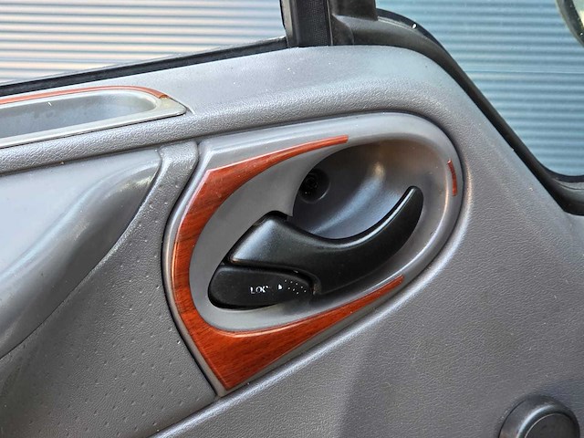 Ford - transit/tourneo - benzine/lpg - dak ventilator - 2002 - camper - afbeelding 25 van  31