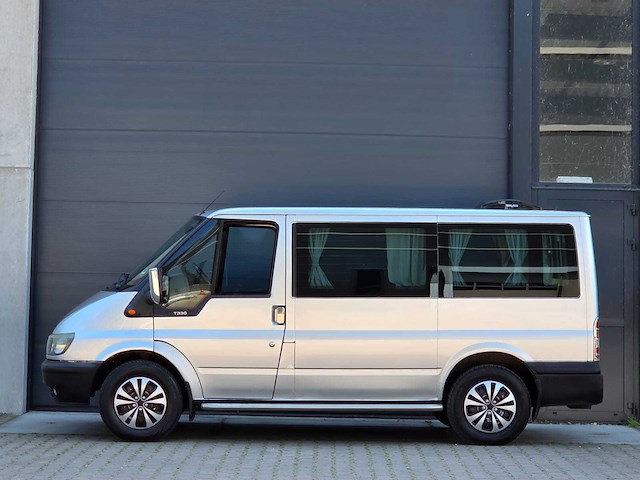 Ford - transit/tourneo - benzine/lpg - dak ventilator - 2002 - camper - afbeelding 31 van  31