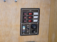 Ford - transit/tourneo - benzine/lpg - dak ventilator - 2002 - camper - afbeelding 16 van  31